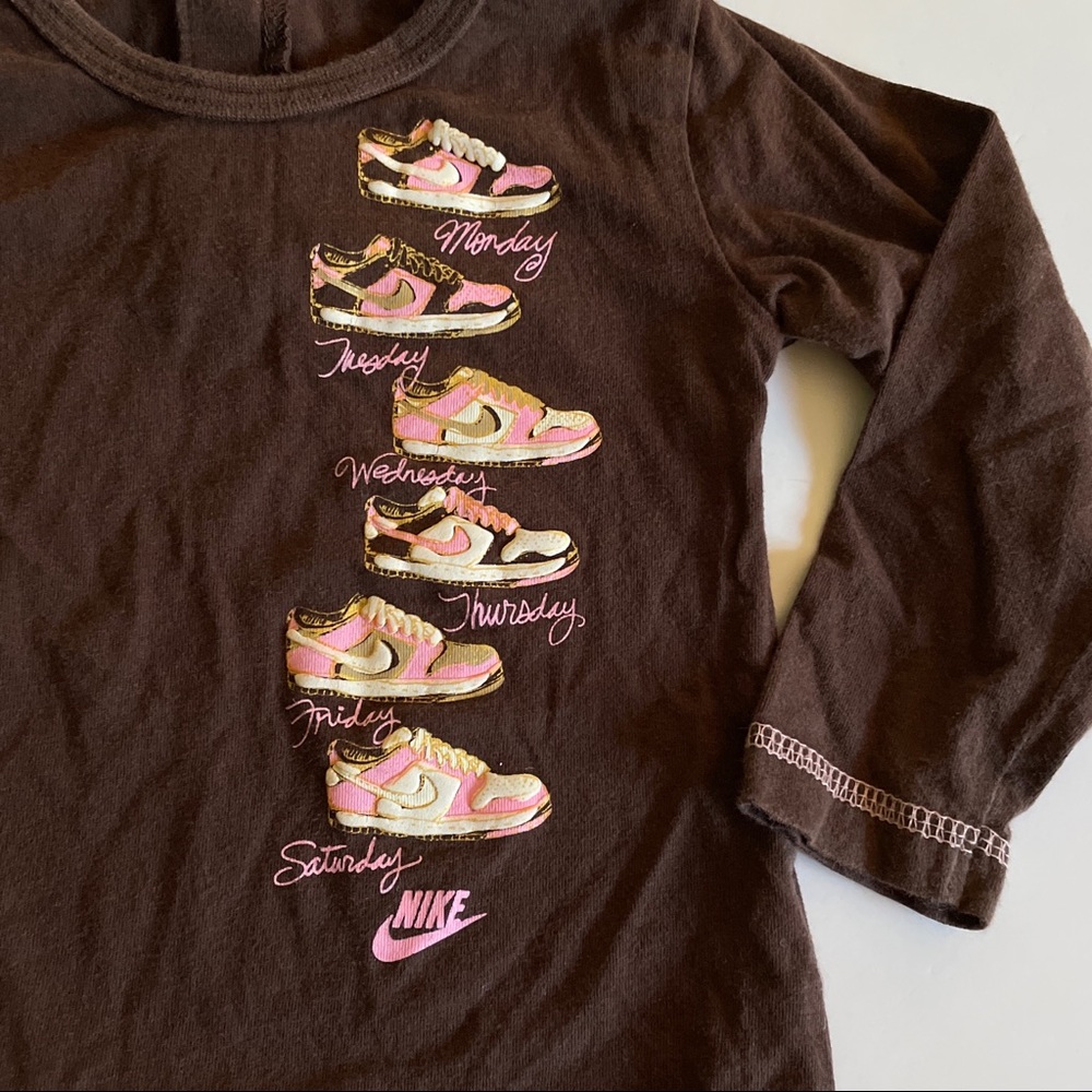 Nike tee - Picture 3 of 4